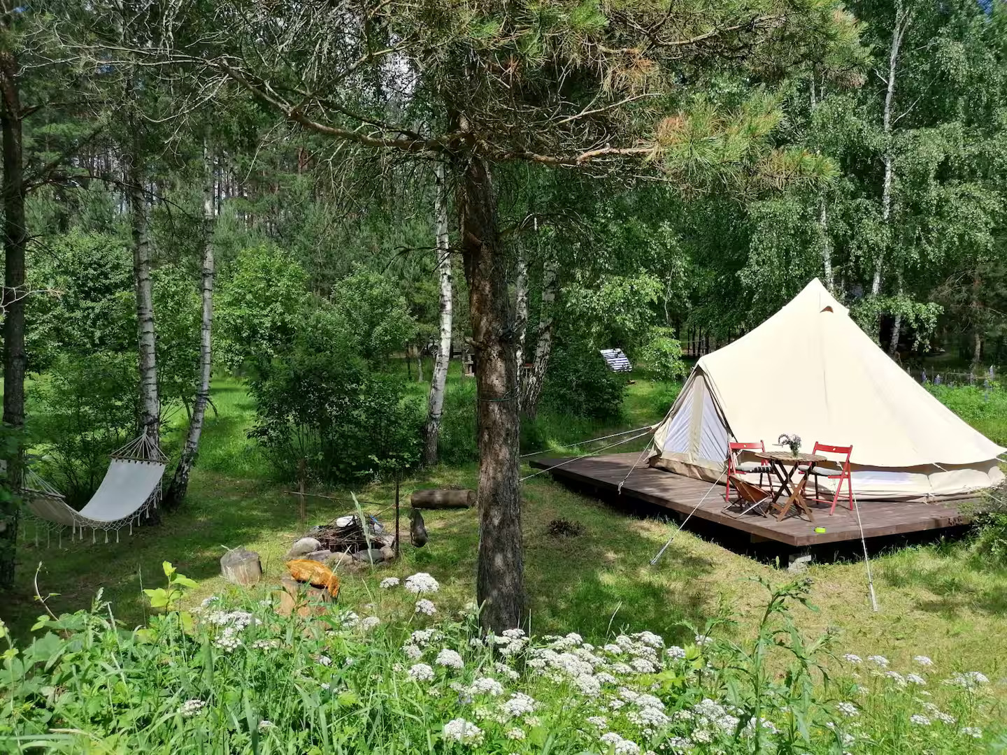 Glampingo klubas „Bučeliškė“ Sodo palapinė