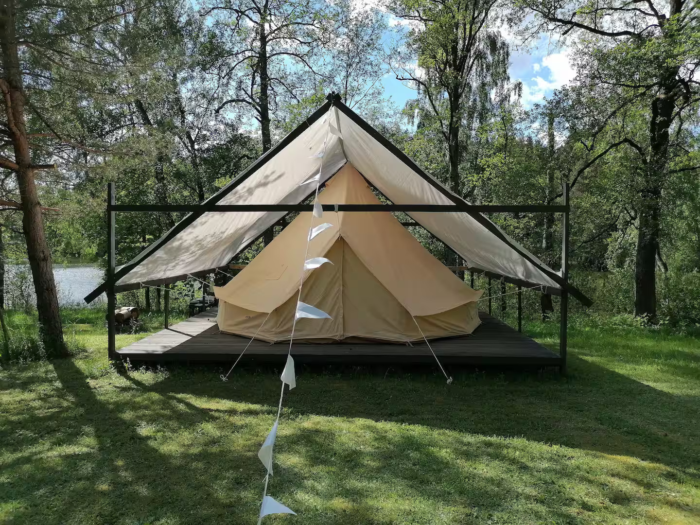 Glampingo klubas „Bučeliškė“ Fishmen Tent